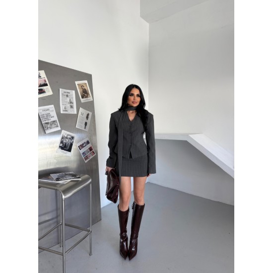 VATKALI BELDEN OTURMALI KUŞAK DETAY ETEK TAKIM GRİ