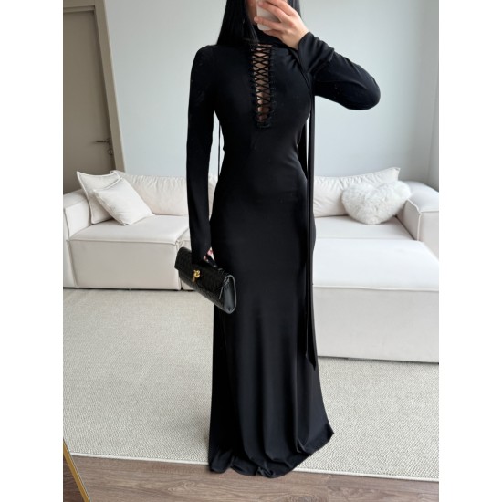 ÖZEL TASARIM KUŞGÖZÜ FULAR DETAYLI MAXİ ELBİSE