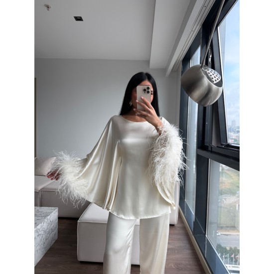 PEARL FEATHER TAKIM PEARL FEATHER TAKIM