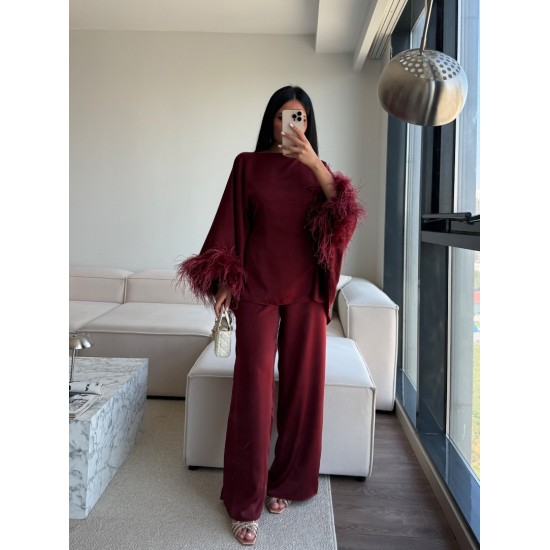 BURGUNDY FEATHER TAKIM BURGUNDY FEATHER TAKIM