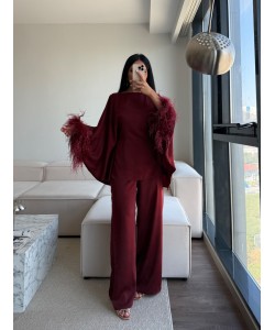 BURGUNDY FEATHER TAKIM