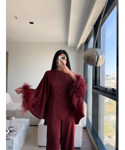 BURGUNDY FEATHER TAKIM