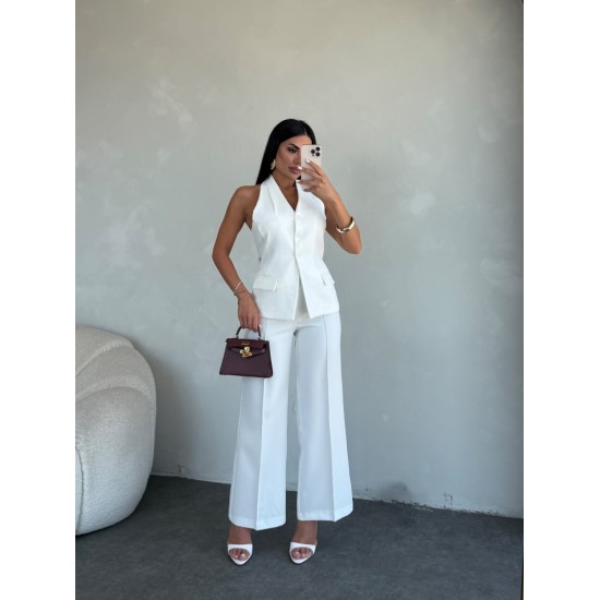 HALTER YAKA DÜĞMELİ TAKIM BEYAZ