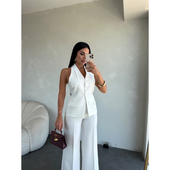 HALTER YAKA DÜĞMELİ TAKIM BEYAZ