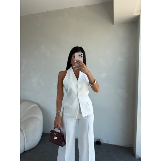 HALTER YAKA DÜĞMELİ TAKIM BEYAZ