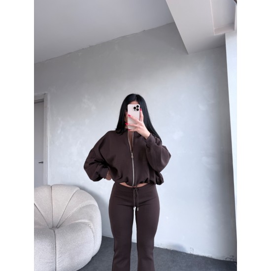 MARKA MODEL EŞOFMAN TAKIM KAHVE