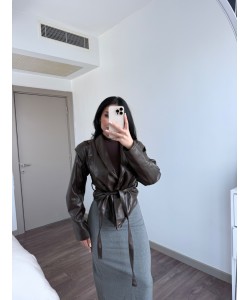 TASARIM OMUZ DETAYLI ACI KAHVE DERİ CEKET 