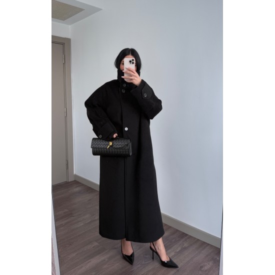 MARKA MUADİL DİK YAKA TASARIM KABAN SİYAH