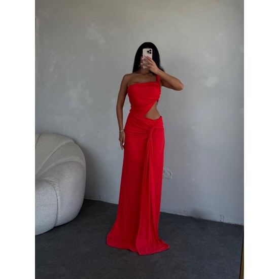 KIRMIZI ASİMETRİK KESİM TASARIM ELBİSE 