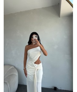 BEYAZ ASİMETRİK KESİM TASARIM ELBİSE 