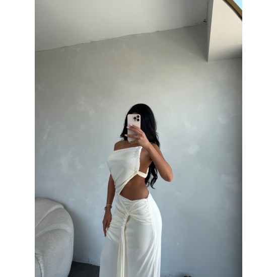 BEYAZ ASİMETRİK KESİM TASARIM ELBİSE 