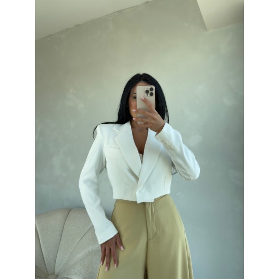 BEYAZ VATKALI ASTARLI CROP CEKET