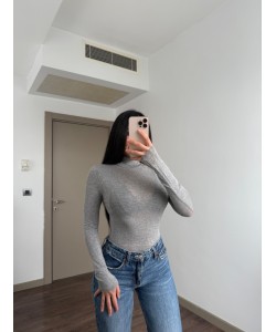 KIRÇILLI GRİ HAFİF TRANSPARAN DİK YAKA BODY