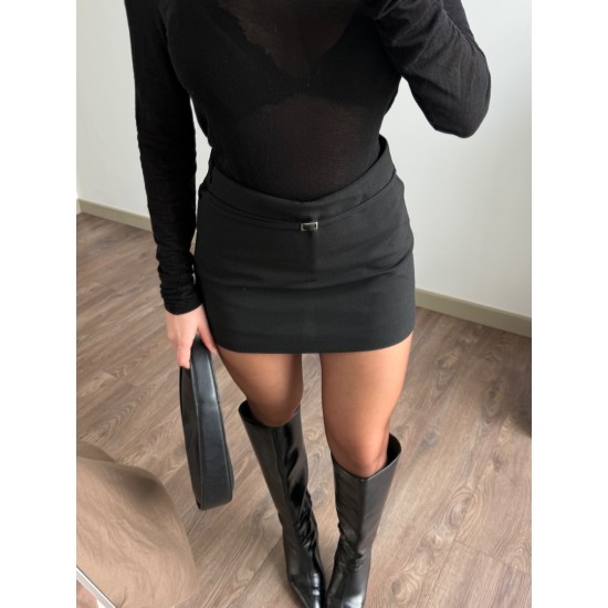 ZRA MODEL KEMERLİ ŞORTETEK SİYAH