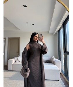 BOĞAZLI TRİKO ELBİSE HIRKA TAKIM KAHVE