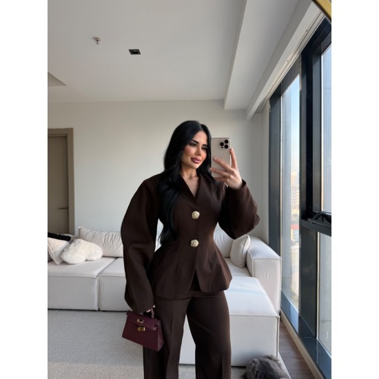 GOLD AKSESUARLI BEL OTURTMALI BLAZER TAKIM KAHVE