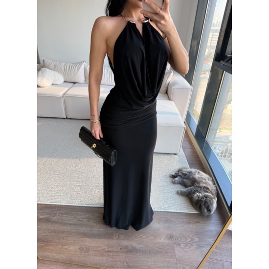 MÜCEVHER YAKALI UZUN ELBİSE SİYAH