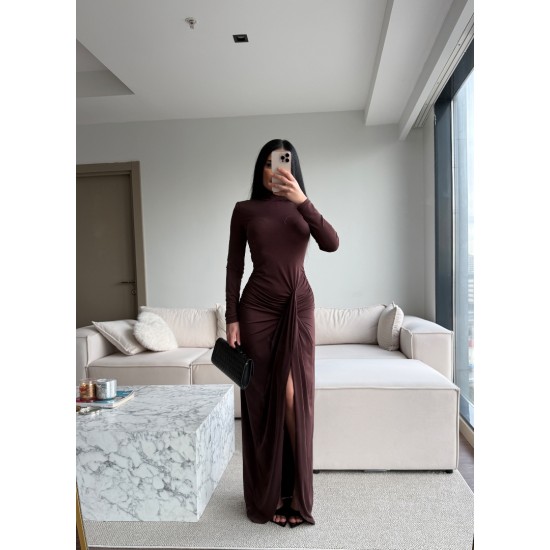 VATKALI BÜZGÜ DETAY ELBİSE KAHVERENGİ