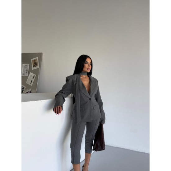 BELE OTURAN KUŞAK DETAY BLAZER TAKIM