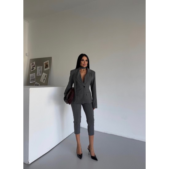 BELE OTURAN KUŞAK DETAY BLAZER TAKIM