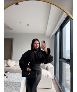 ÖZEL TASARIM BALON KOL POPLİN GÖMLEK SİYAH