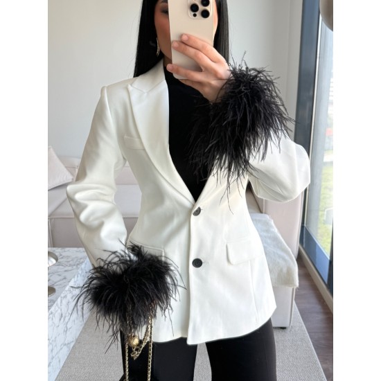 BELE OTURAN TASARIM OTRİŞLİ BLAZER 