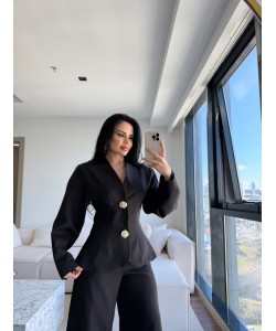 GOLD AKSESUARLI BEL OTURTMALI BLAZER TAKIM SİYAH