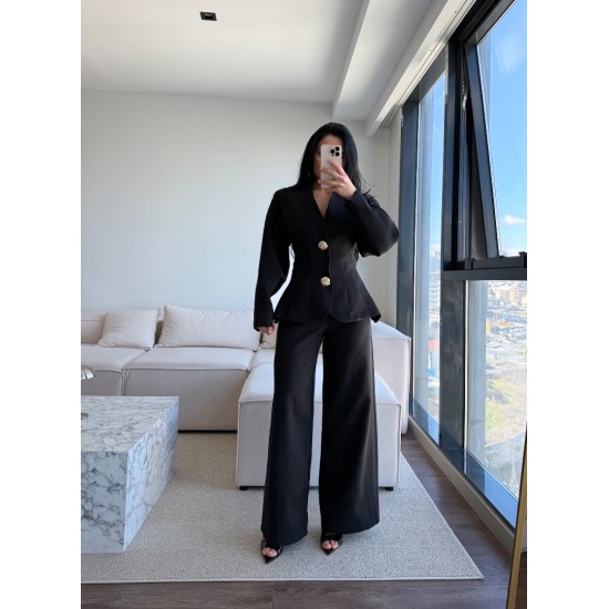 GOLD AKSESUARLI BEL OTURTMALI BLAZER TAKIM SİYAH