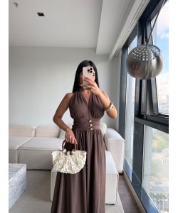 GOLD DÜĞMELİ HALTER YAKA MİDİ ELBİSE KAHVE