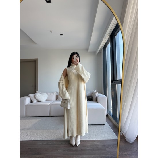 BOĞAZLI TRİKO HIRKA TAKIM KREM